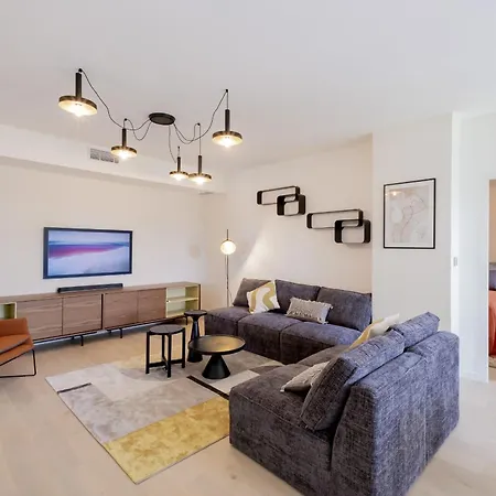 4-bedroom With Beautiful Balcony Apartment *