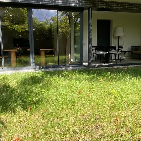 Apartment 4-bedroom With Beautiful Balcony *